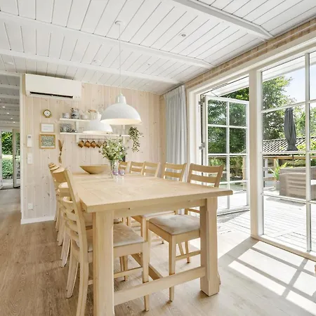 Pet Friendly In With House A Panoramic View Holiday home Ebeltoft