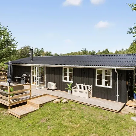 Pet Friendly In With House A Panoramic View Holiday home Ebeltoft